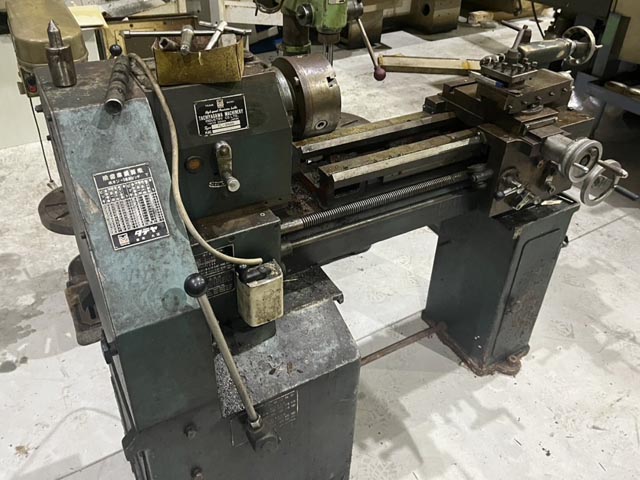 215438 旋盤 立谷川  TL-550Gの写真1