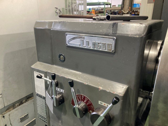 215835 切落付旋盤 中部工機 1997 CLL-1500の写真3