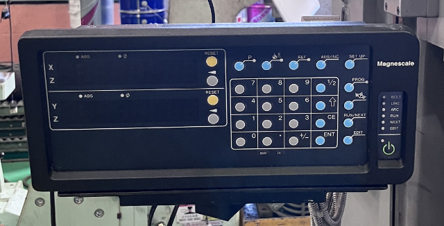 216110 立フライス盤 山崎技研 1983 YZ-8Lの写真5