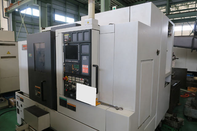 216141 NC旋盤 森精機 2004 NL2000MC/500の写真1