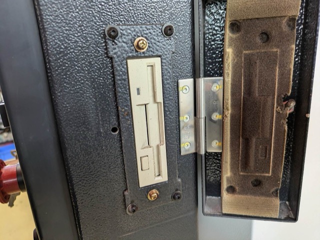 216287 立型マシニングセンタ ヤマザキマザック 2008 FJV-250の写真13