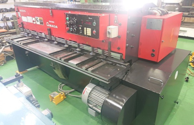 216414 メカシャーリング アマダ 1995 M-2045の写真3