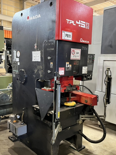 217840 プレス アマダ 2007 TPL-45SIの写真1