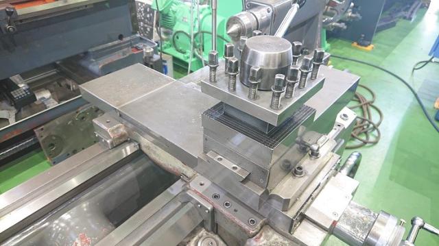 217899 旋盤 中部工機 1985 LLA-1500の写真6