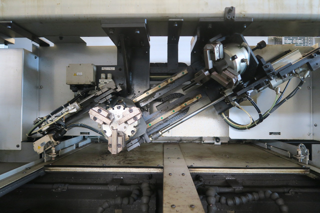 218460 NC旋盤 高松機械 2016 XW-200の写真5