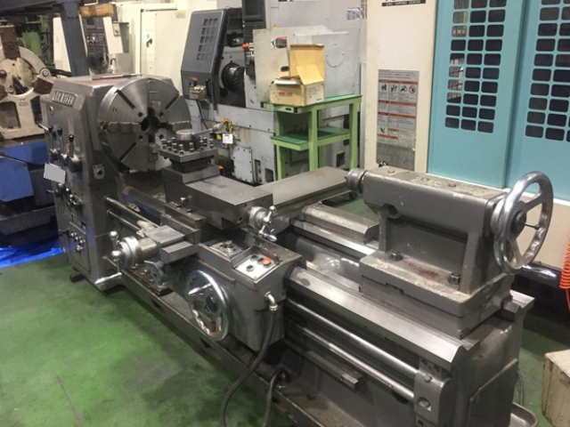 218733 切落付旋盤 中部工機 1986 LLA-1500の写真01