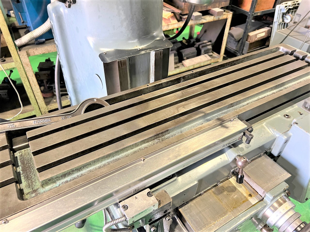 218810 ラム型フライス盤 牧野フライス 1985 KSAP-55の写真3