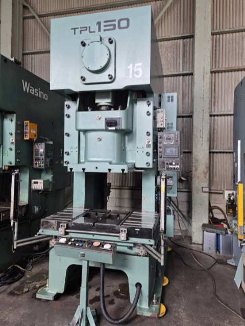 218996 プレス アマダ 2006 TPL-150の写真1