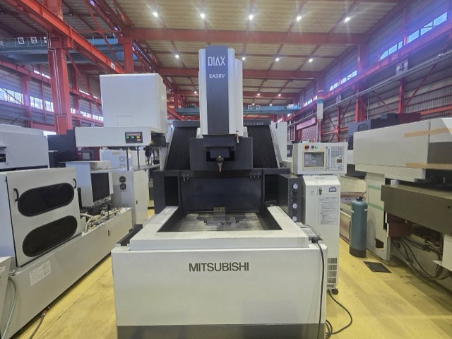 219234 NC放電加工機 三菱電機 2007 EA28VMの写真01