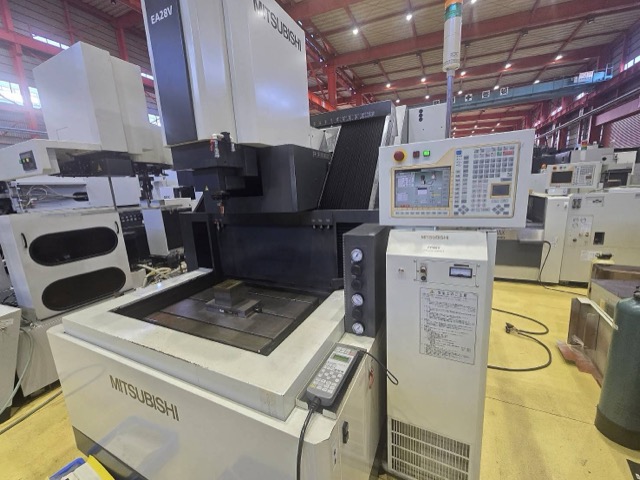 219234 NC放電加工機 三菱電機 2007 EA28VMの写真02
