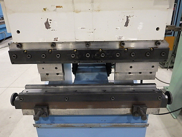219303 プレスブレーキ 相澤鐵工所 1998 APM-407の写真03