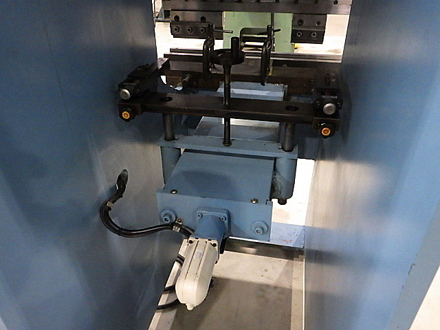 219303 プレスブレーキ 相澤鐵工所 1998 APM-407の写真07