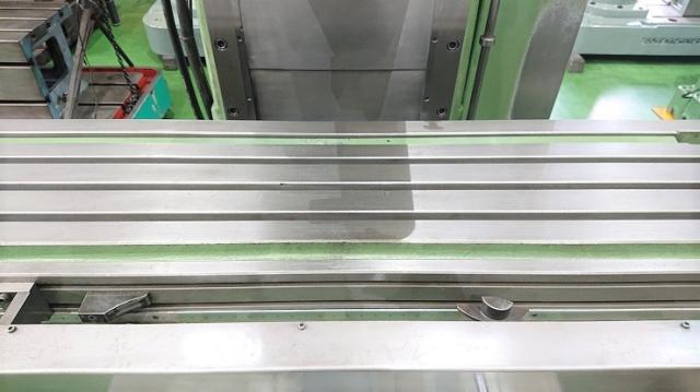 220028 ベッド型立フライス盤 大阪機工 1988 MH-3VIIの写真6