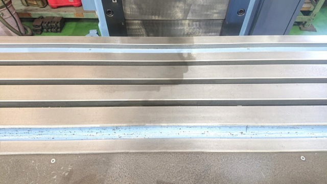 220029 ベッド型立フライス盤 大阪機工 1988 MH-5VJの写真6