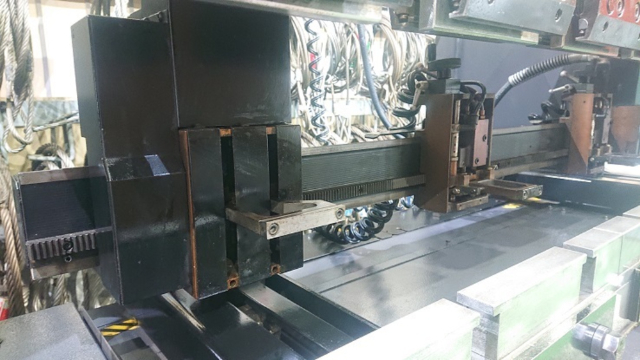 220035 プレスブレーキ アマダ 1997 FBDIII-5020FSの写真7