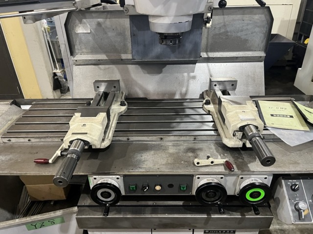 220053 NC立フライス盤 山崎技研 2001 YZ-8WRの写真5