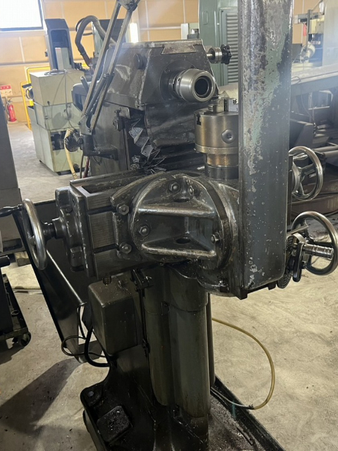 220064 万能フライス盤 理研製鋼 1983 RTM-2の写真4