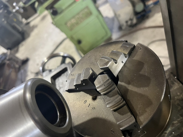 220064 万能フライス盤 理研製鋼 1983 RTM-2の写真7