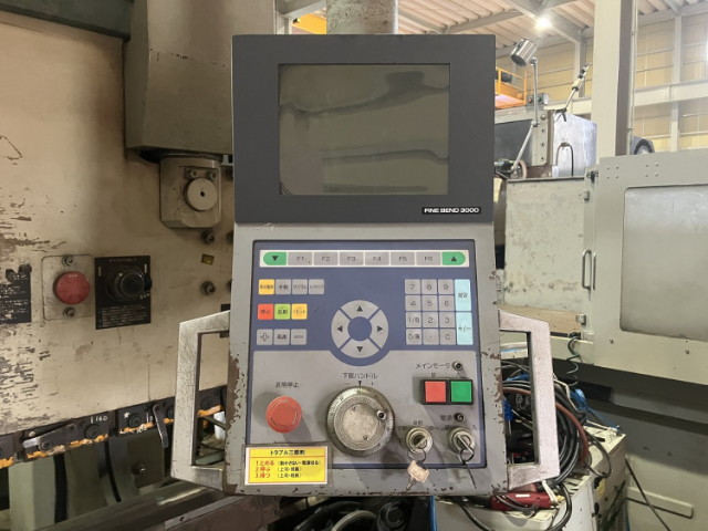 220070 プレスブレーキ コマツ 2002 PHS110x310の写真3