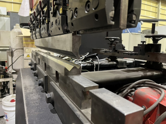 220071 プレスブレーキ アマダ 1993 RG-50Sの写真2