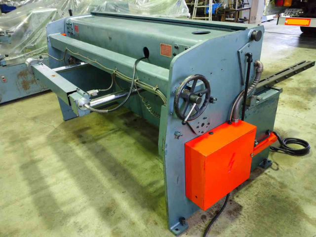 220452 油圧シャーリング アマダ 1981 S-2032の写真2