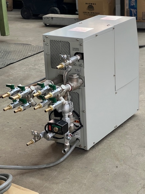 220501 金型温調機 KUBOTA 2005 STP-3H404Cの写真5