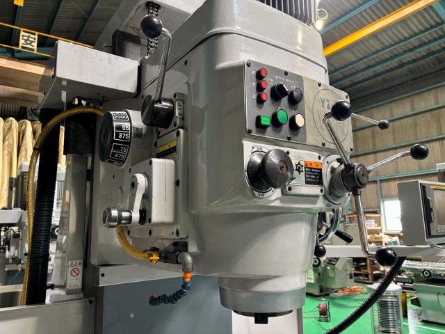 221183 NC立フライス盤 山崎技研 2007 YZ-8WRの写真5