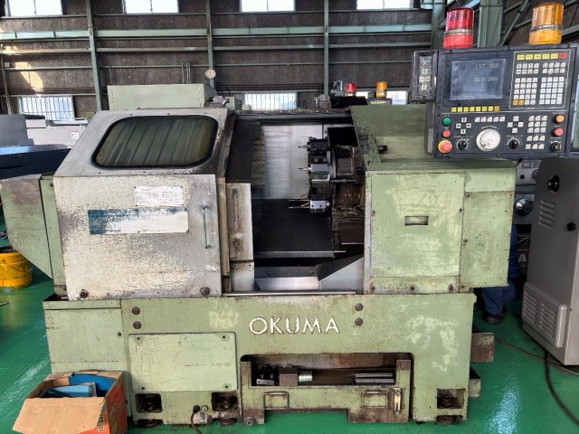 221184 NC旋盤 オークマ 1989 LB12の写真1