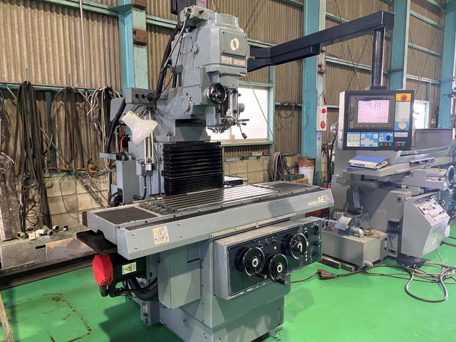 221191 NC立フライス盤 牧野フライス 2003 AEV-74の写真1