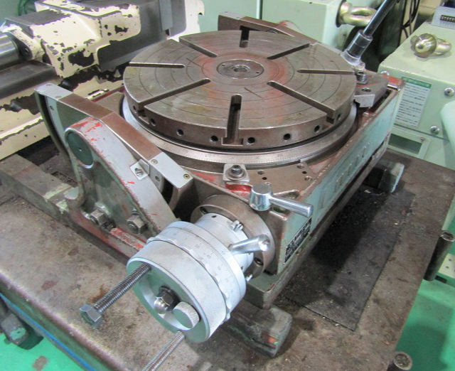 221205 傾斜円テーブル 日研 1973 NST-300の写真1