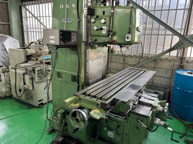 221220 立フライス盤 大阪機工 1983 MH-3Vの写真3