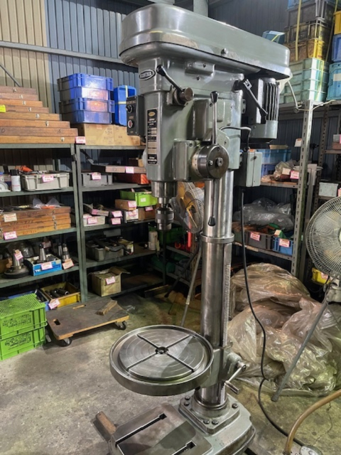 221222 直立ボール盤 アシナ  AUD-550の写真1