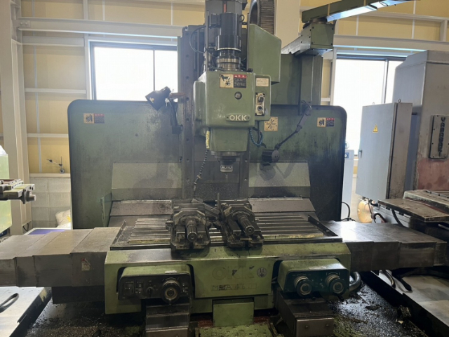 221288 NC立フライス盤 大阪機工 1999 MHA-460の写真1