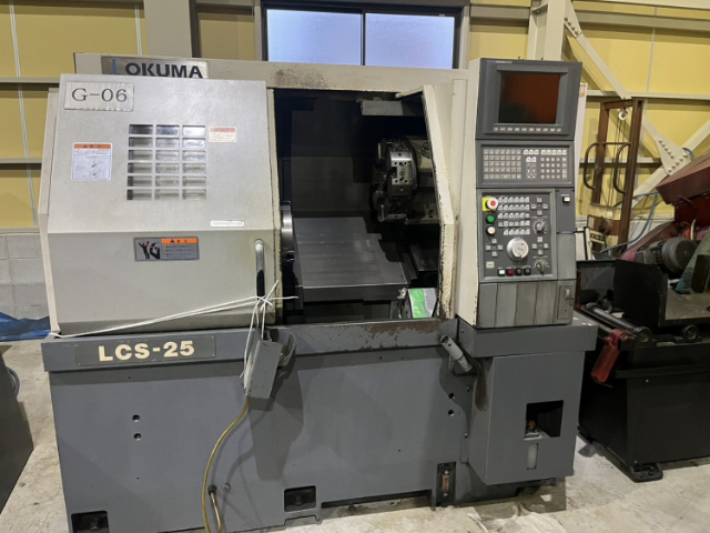 221292 NC旋盤 オークマ 2006 LCS25の写真01