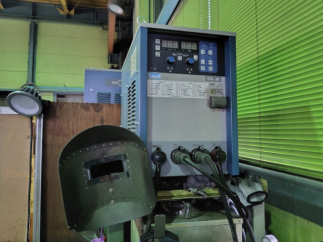 221310 半自動溶接機 ダイヘン 2023 CPDE-350(S-1)の写真1