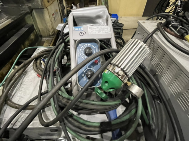 221310 半自動溶接機 ダイヘン 2023 CPDE-350(S-1)の写真3