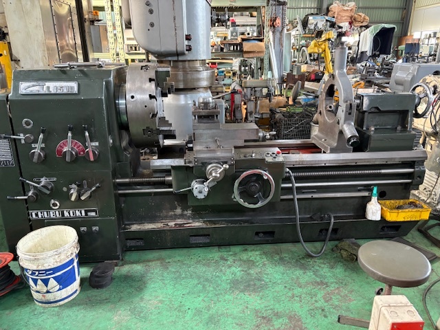 221316 旋盤 中部工機 1976 CLL-1500の写真1