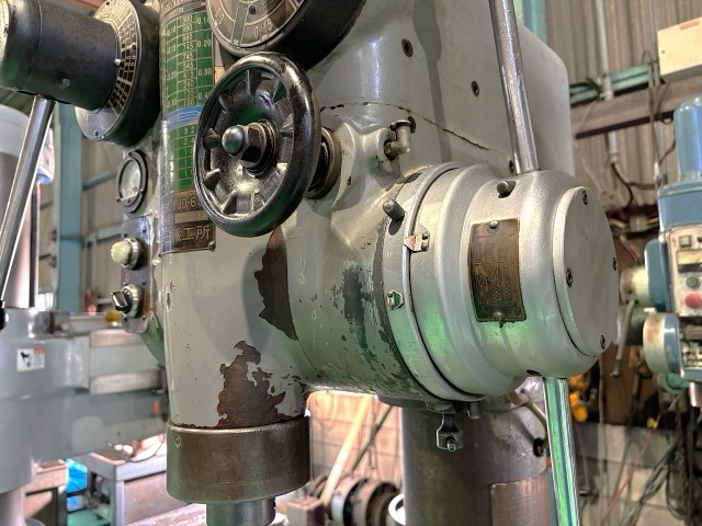 221330 直立ボール盤 吉田鉄工所  YUD-600の写真6