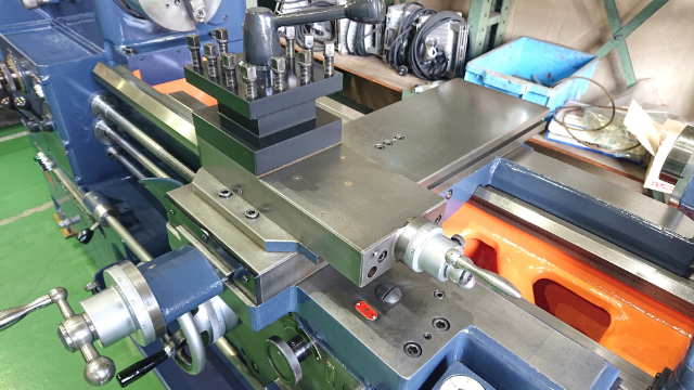 221390 旋盤 滝澤鉄工所  TAL460-1000の写真8