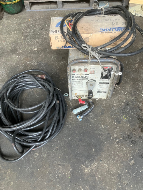 221397 半自動溶接機 パナソニック 1997 YK-256AD1の写真1