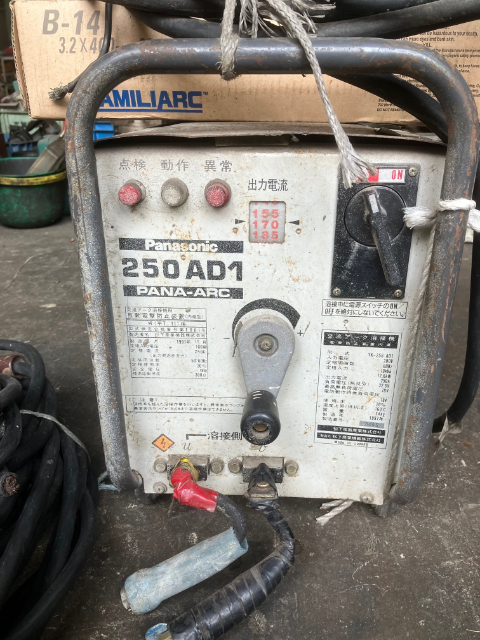 221397 半自動溶接機 パナソニック 1997 YK-256AD1の写真2