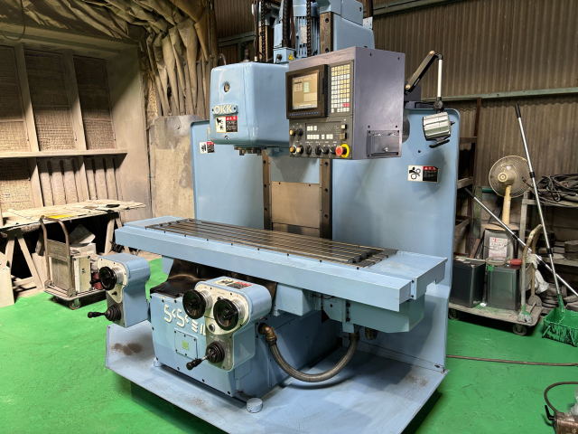 221444 NC立フライス盤 大阪機工 2004 らくらくミル RRM-3Vの写真2