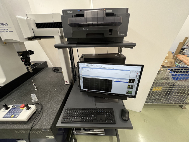 221570 CNC三次元測定機 ミツトヨ 2018 Crysta-Apex S574の写真08