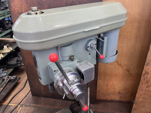 221576 タップ兼用卓上ボール盤 遠州工業  ESD-460AFTの写真3