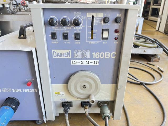 221603 半自動溶接機 ダイヘン 2005 CPTM-1604(S-1)の写真2