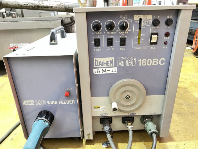 221605 半自動溶接機 ダイヘン 2003 CPTM-1604(S-1)の写真2