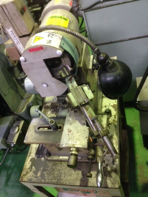 221633 ドリル研削盤 魚津製作所 1976 UD323の写真2