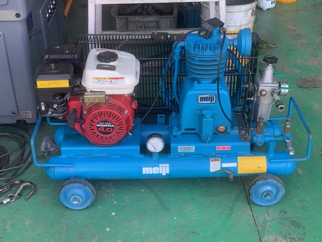 221677 エンジンコンプレッサー 明治機械  GE-15CSの写真1