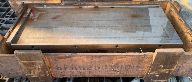 221858 マグネットチャック フジ磁工  SFAH-250x600の写真1