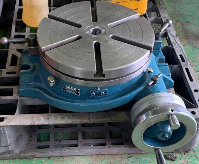 221861 ロータリーテーブル 大和工機  CT-300の写真1